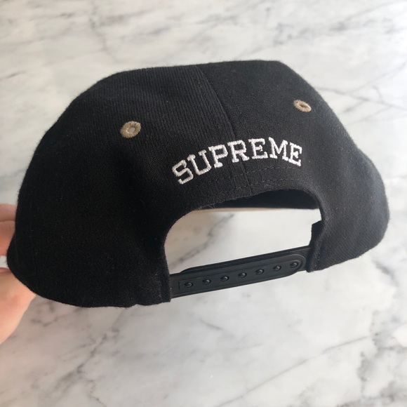 Supreme Illegal Business 